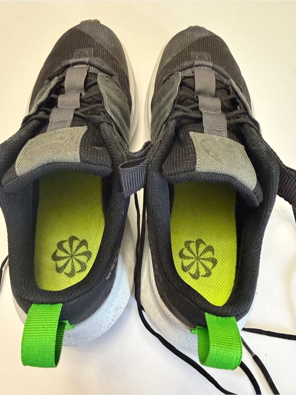 Nike Crater Impact GS Black Green Strike Sneakers 5.5Y (Women's 7) DB3551-001